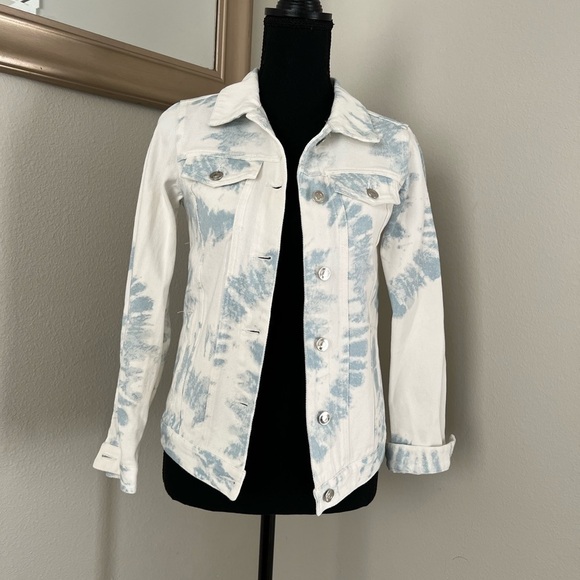 Altar’d State Tie Dye White Blue Denim Jacket - Picture 1 of 4